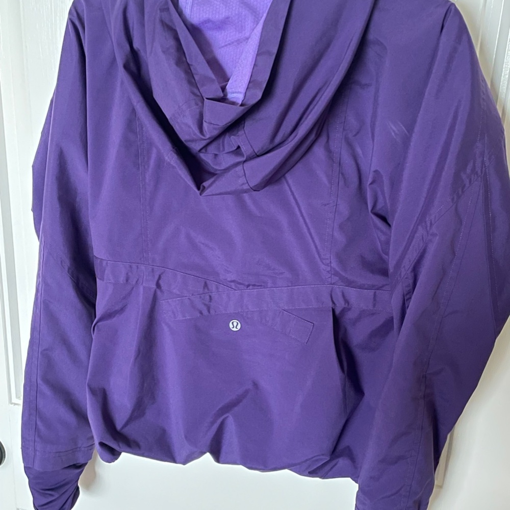 Lululemon Waterproof Windproof Lined Jacket - image 5